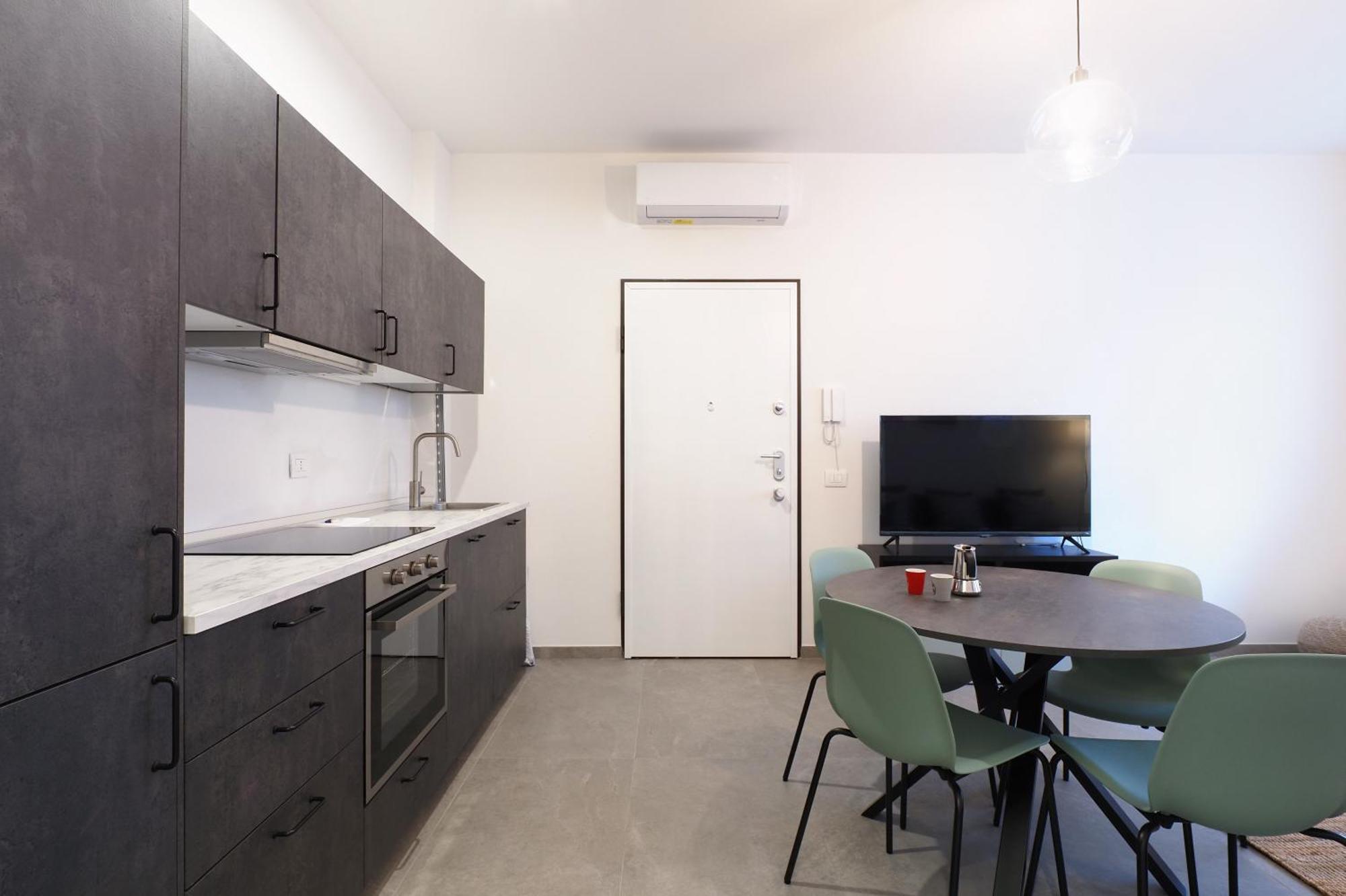 Mila Apartments Fiera Милан Экстерьер фото